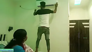 Indian cheating fit together XXX hot sex with ac technician! Bhabhi sex